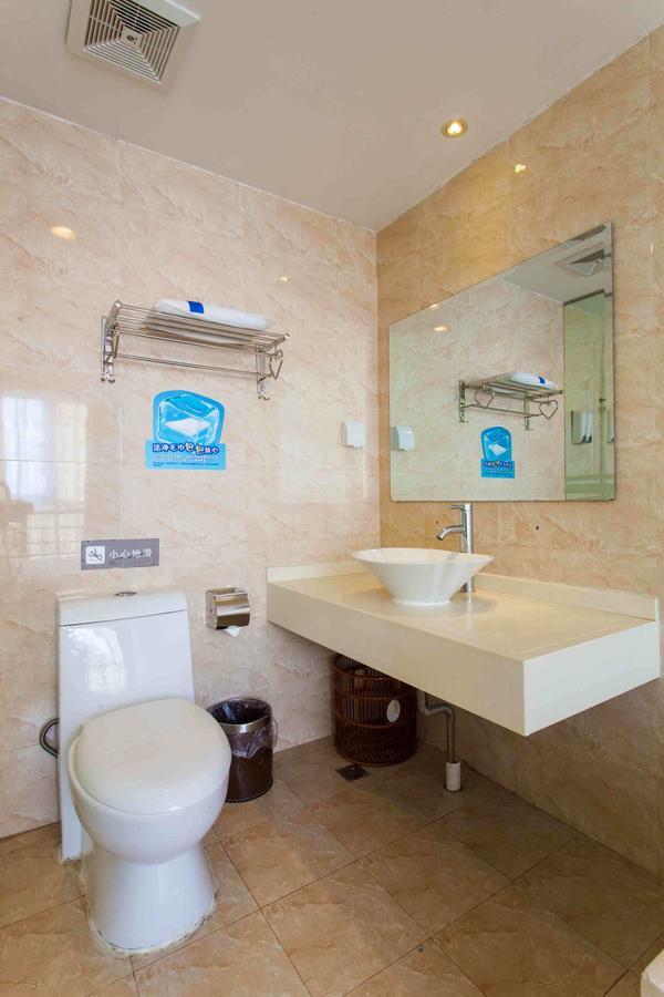 7Days Inn Wuhan Airport Panlong City Exterior photo